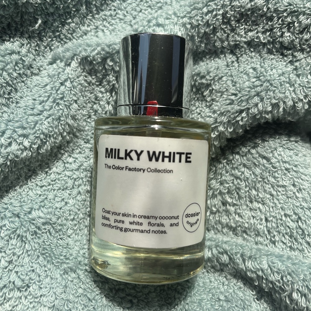 Milky White Perfume by Dossier - Pure White